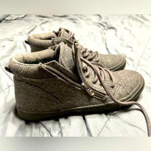 Blowfish Gray Booties size 6